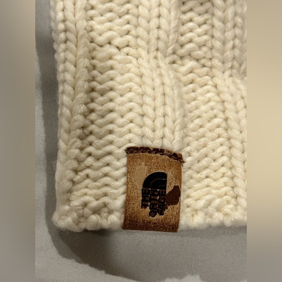 The North Face Beige Knit Pom-Pom Beanie Hat - Picture 6 of 7